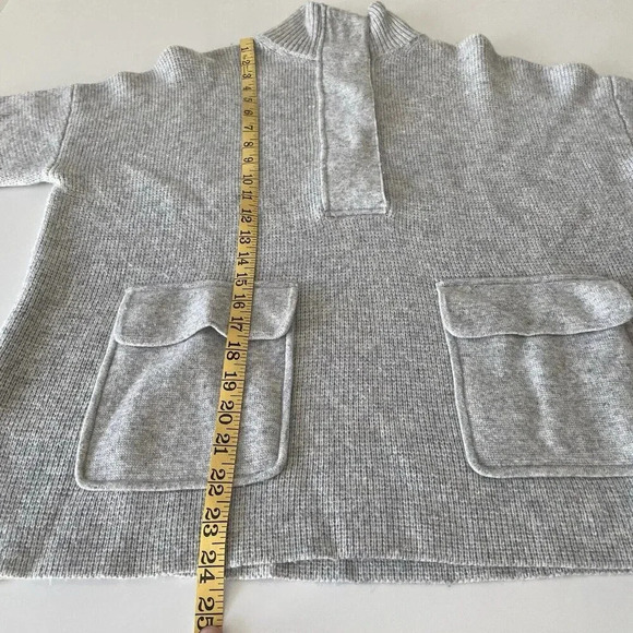 J.Crew Women’s S Wool Blend Quarter Snap Sweater Heather Gray Pockets Oversized - Picture 5 of 13